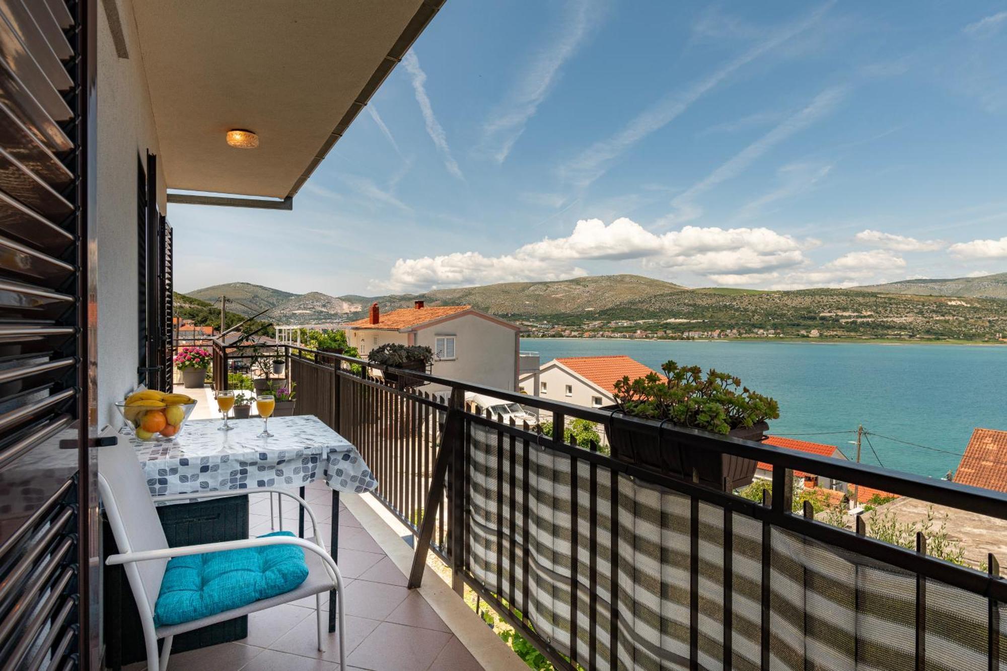Apartments Bellezza Trogir Exteriör bild
