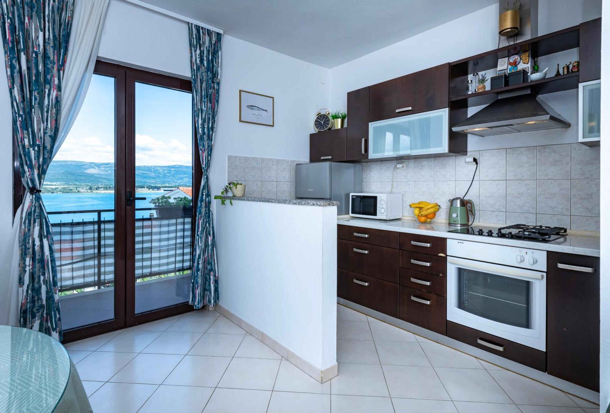 Apartments Bellezza Trogir Exteriör bild